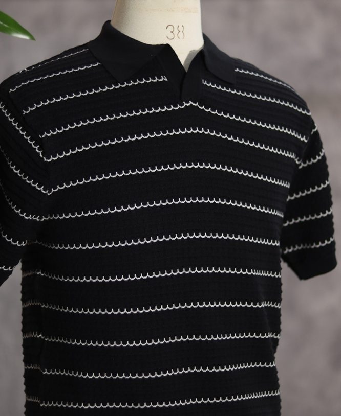 Black Collar Tee Half - Image 2