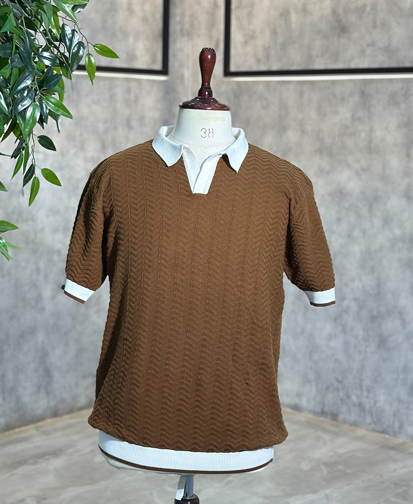 Brown Collar Tee Half