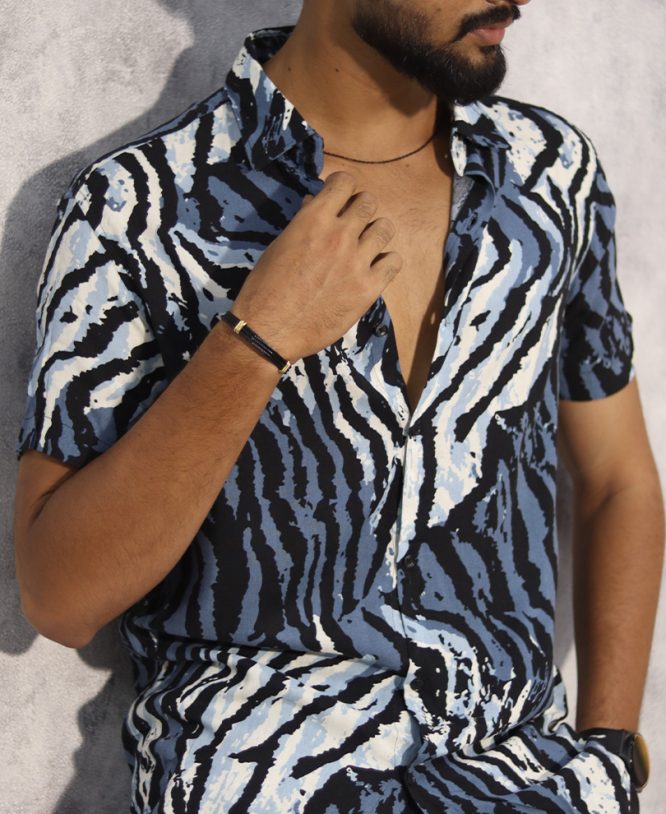 Light Blue Printed Shirt Half - Image 2